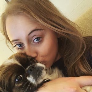 Meet your Posher, Alicia